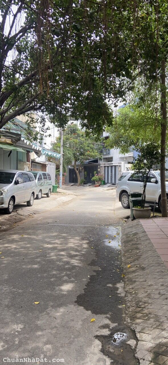 CHO THUÊ NHÀ HẺM XE TẢI ĐƯỜNG 48 GIÁ 6.8TR TRỐNG SUỐT