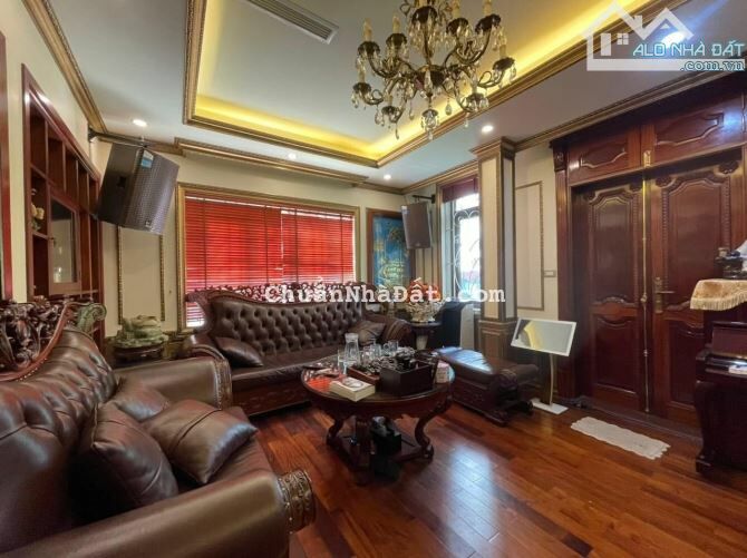 BÁN NHÀ 6 TẦNG, THANG MÁY, SÁT PHỐ, Ô TÔ TRÁNH, KINH DOANH ĐỈNH, VỈA HÈ QUẬN CẦU GIẤY. BÁN NHÀ 6 TẦNG, THANG MÁY, SÁT PHỐ, Ô TÔ TRÁNH, KINH DOANH ĐỈNH, VỈA HÈ QUẬN CẦU GIẤY.