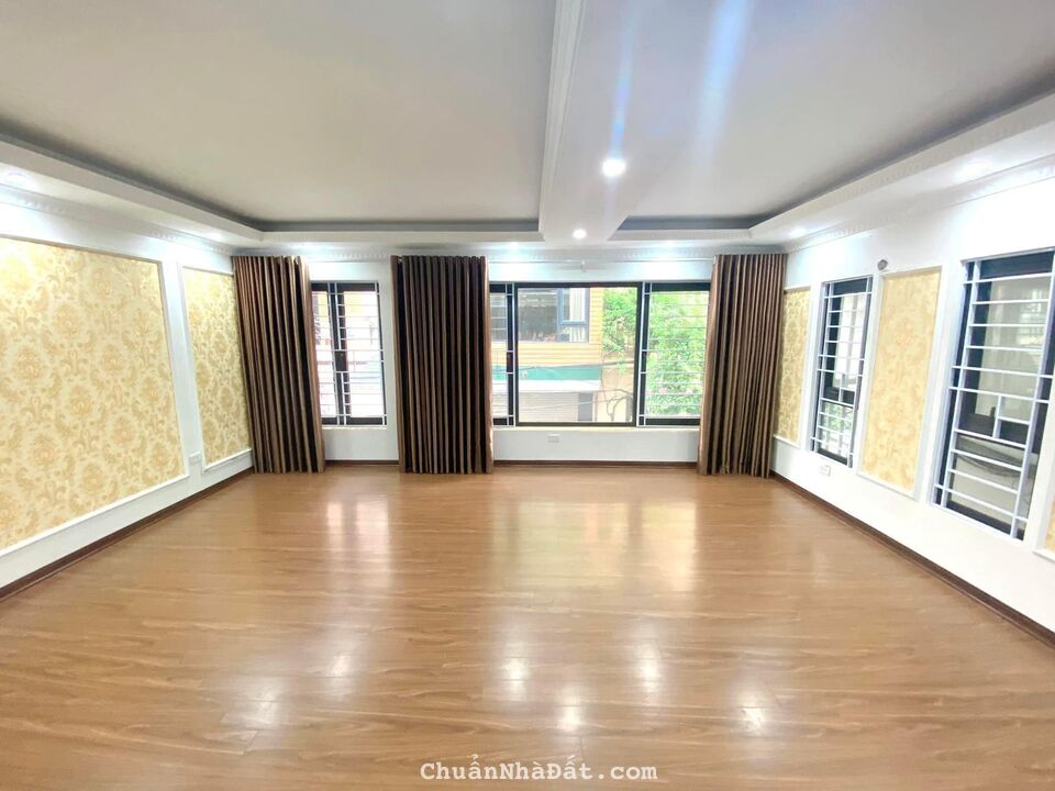 BÁN NHÀ 7 TẦNG 62mv MẶT TIỀN LỌT XE TẢI: 5,7m, THANG MÁY, DƯỚI 13 TỶ TẠI HOÀNG ĐẠO THÀNH, T.XUÂN