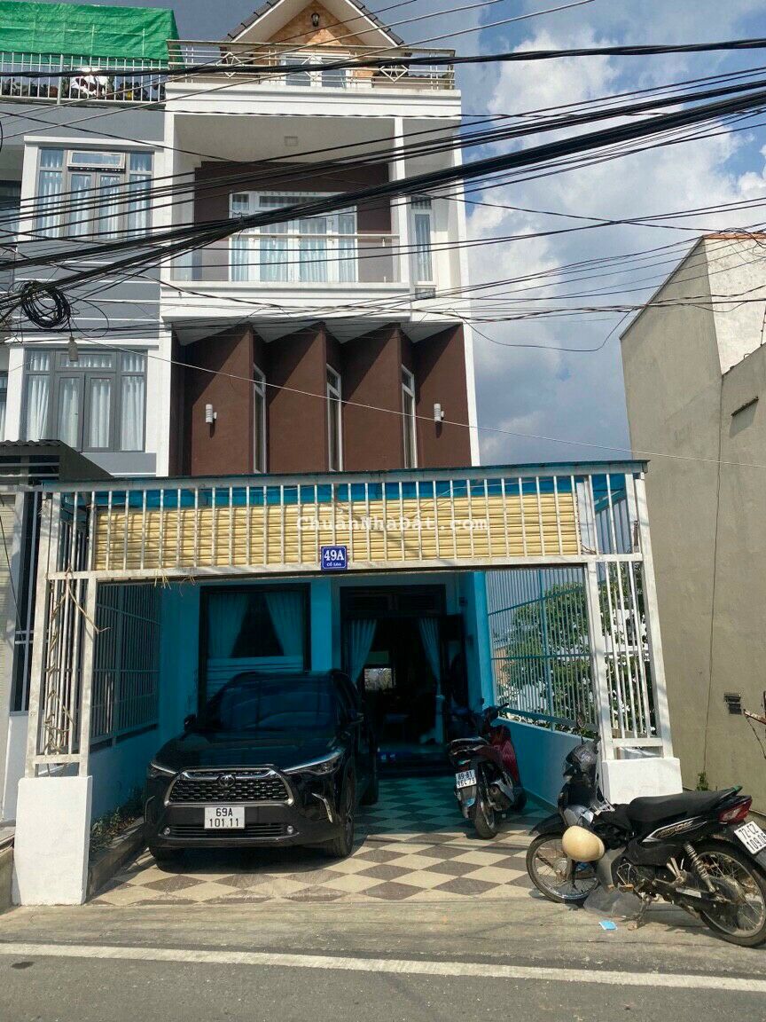 Bán Gấp nhà Mặt tiền đường Cổ Loa ngay trung tâm TP Đà Lạt thuận tiện kinh doanh