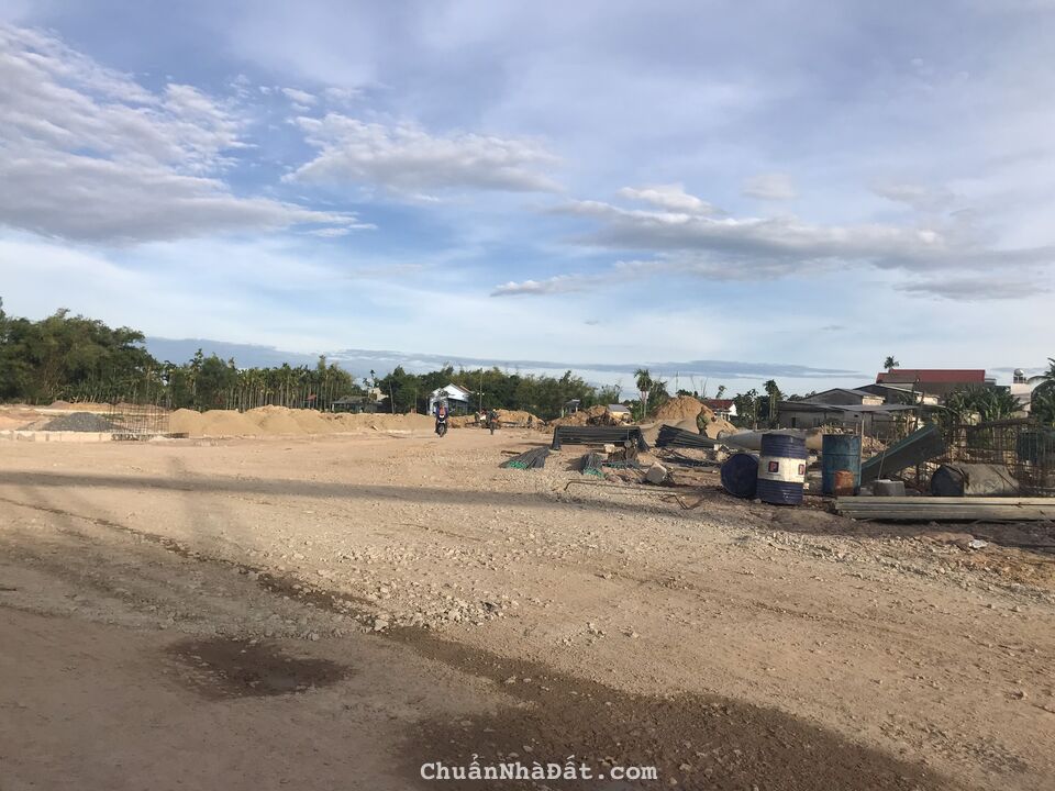 Chính chủ đang cần tiền bán lô đất mặt tiền phạm phú thứ, ngay trung tâm Điện Bàn, Quảng Nam