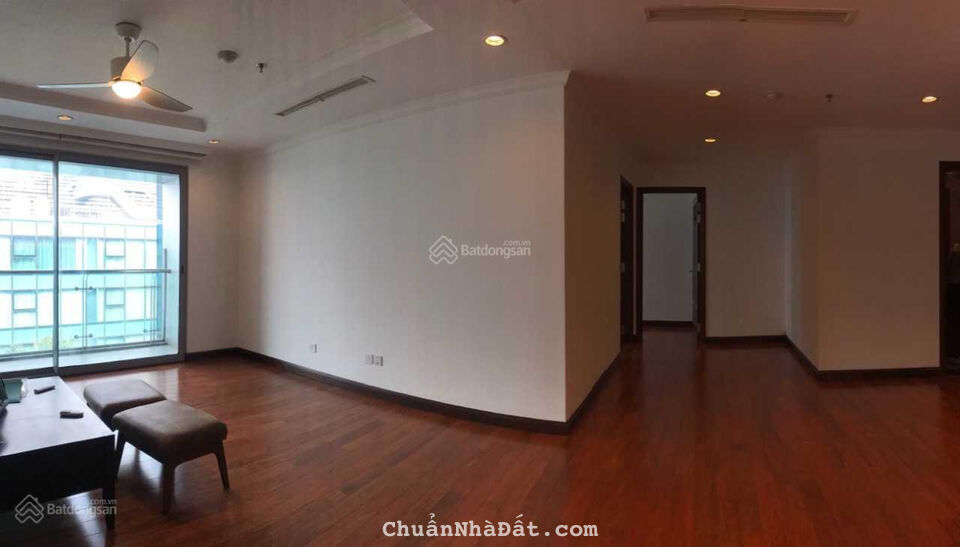 BÁN GẤP Căn hộ 4PN Vincom Center Góc nhìn Bitesco và Landmark 81, Quận 1