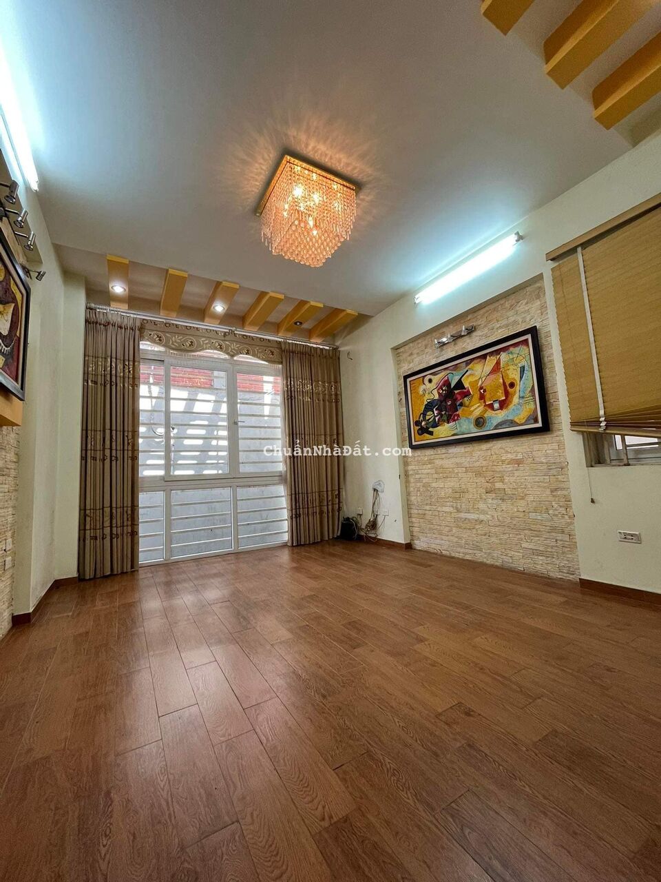 Bán nhà đẹp phố Vạn Bảo 55m*5T* 5.9 tỷ Ba Đình, tặng nội thất khách về ở ngay