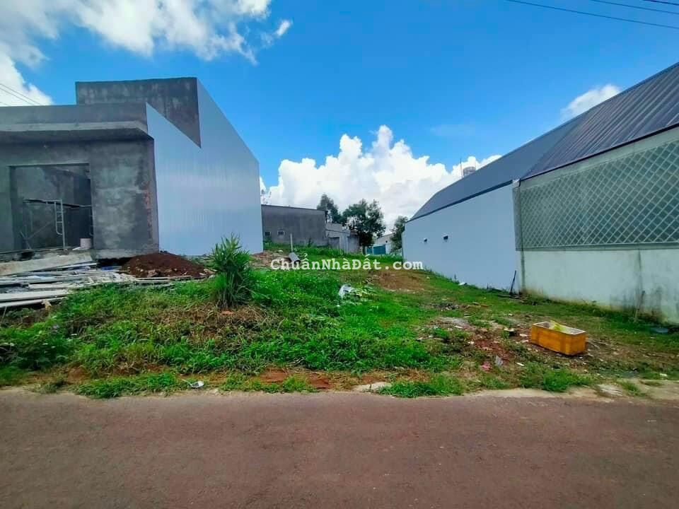 THANH LÝ NHANH MIẾNG ĐẤT HÀNG NGỘP