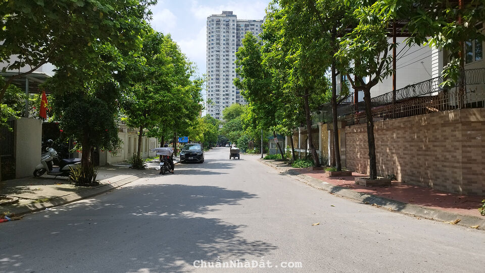 CC Cần bán Biệt thự KĐT Cầu Bươu 127m2 x 4 tầng xây thô MT 8m giá 19 tỷ CC Cần bán Biệt thự KĐT Cầu Bươu 127m2 x 4 tầng xây thô MT 8m giá 19 tỷ