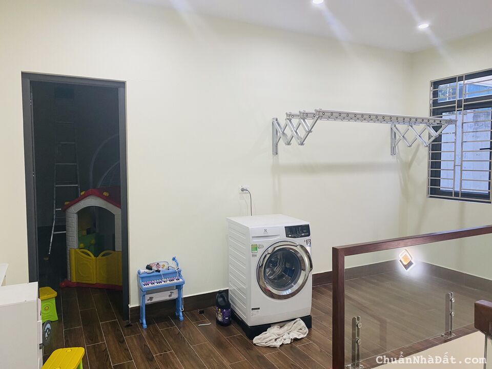 Bán căn góc khu biệt thự Sao Đỏ 100m hoàn thiện đẹp về ở luôn, giá 6,1tỷ. Chấp nhận giá thấp hơn tt