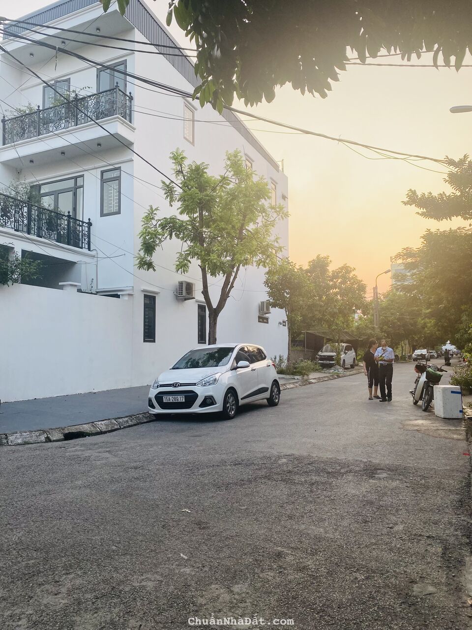 Bán căn góc khu biệt thự Sao Đỏ 100m hoàn thiện đẹp về ở luôn, giá 6,1tỷ. Chấp nhận giá thấp hơn tt