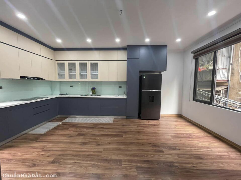 BÁN NHÀ 5 TẦNG DÂN XÂY ĐƯỜNG LẠC LONG QUÂN, CẦU GIẤY, Ô TÔ, DT 52M2, GIÁ NHỈNH 14 TỶ BÁN NHÀ 5 TẦNG DÂN XÂY ĐƯỜNG LẠC LONG QUÂN, CẦU GIẤY, Ô TÔ, DT 52M2, GIÁ NHỈNH 14 TỶ