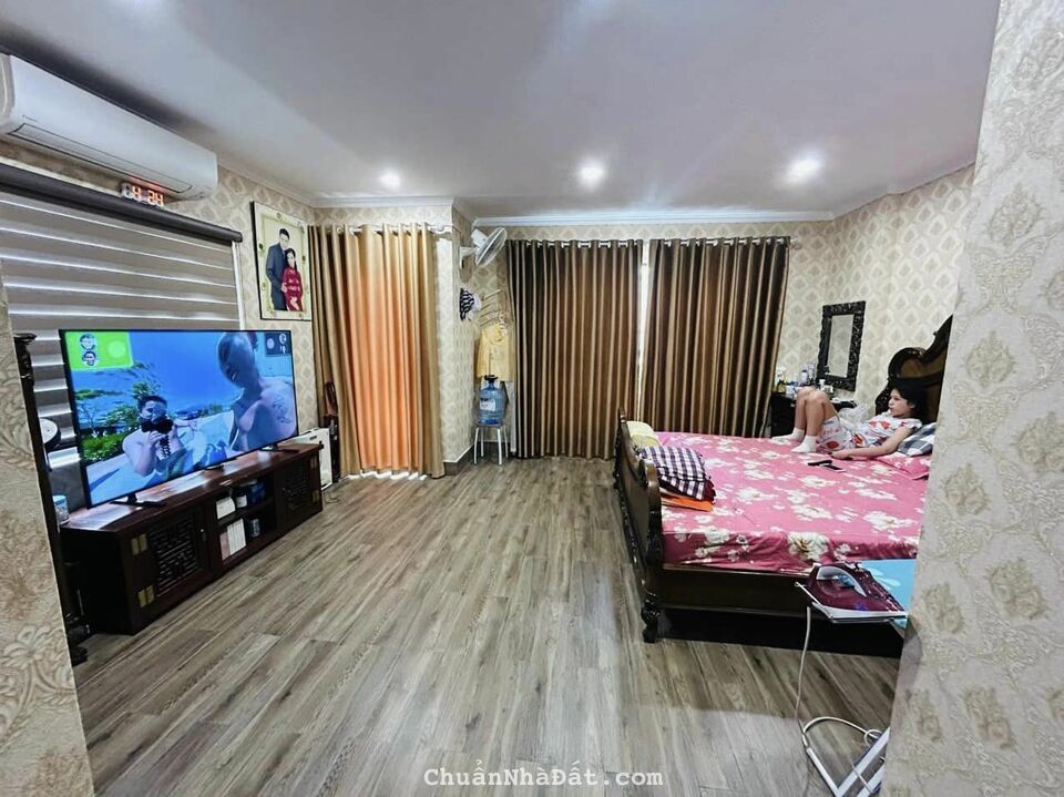 BÁN GẤP CĂN NHÀ 6 TẦNG ĐƯỜNG LẠC LONG QUÂN, CẦU GIẤY, DT 45M2 MT 5M, GIÁ NHỈNH 10 TỶ BÁN GẤP CĂN NHÀ 6 TẦNG ĐƯỜNG LẠC LONG QUÂN, CẦU GIẤY, DT 45M2 MT 5M, GIÁ NHỈNH 10 TỶ