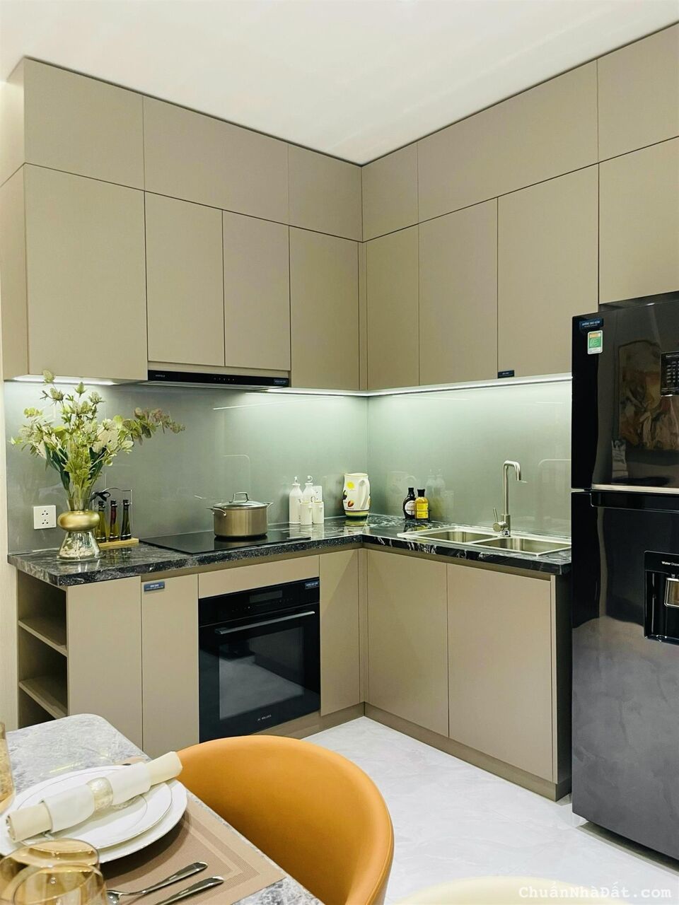 CĂN HỘ PRIVIA KHANG ĐIỀN SỔ HỒNG GIÁ 2 TỶ CHỈ TRẢ 400 TRIỆU NHẬN NHÀ Ở TRƯỚC 1 NĂM