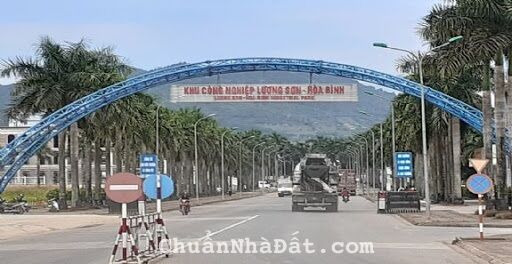 CHUYỂN NHƯỢNG QSĐ VÀ NHÀ XƯỞNG TẠI KCN LƯƠNG SƠN. H.B CHUYỂN NHƯỢNG QSĐ VÀ NHÀ XƯỞNG TẠI KCN LƯƠNG SƠN. H.B