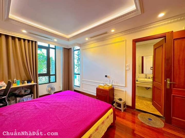 CẦN BÁN SIÊU GẤP NHÀ LK HOÀNG HOA THÁM, DT 90M2 x 5T, MT 5,2M, GIÁ CHỈ 31,7 TỶ. CẦN BÁN SIÊU GẤP NHÀ LK HOÀNG HOA THÁM, DT 90M2 x 5T, MT 5,2M, GIÁ CHỈ 31,7 TỶ.