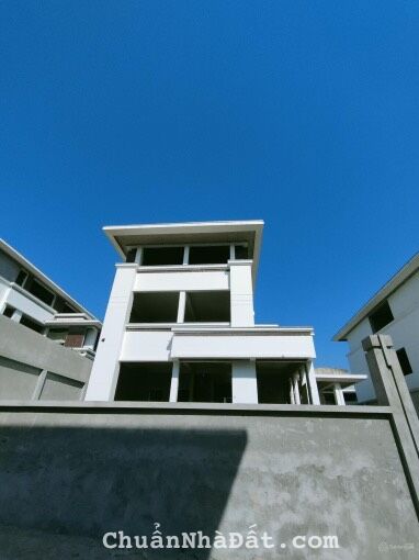 BÁN CĂN BIỆT THỰ FLC HẠ LONG BAY GOLF CLUB & LUXURY RESORT. BÁN CĂN BIỆT THỰ FLC HẠ LONG BAY GOLF CLUB & LUXURY RESORT.