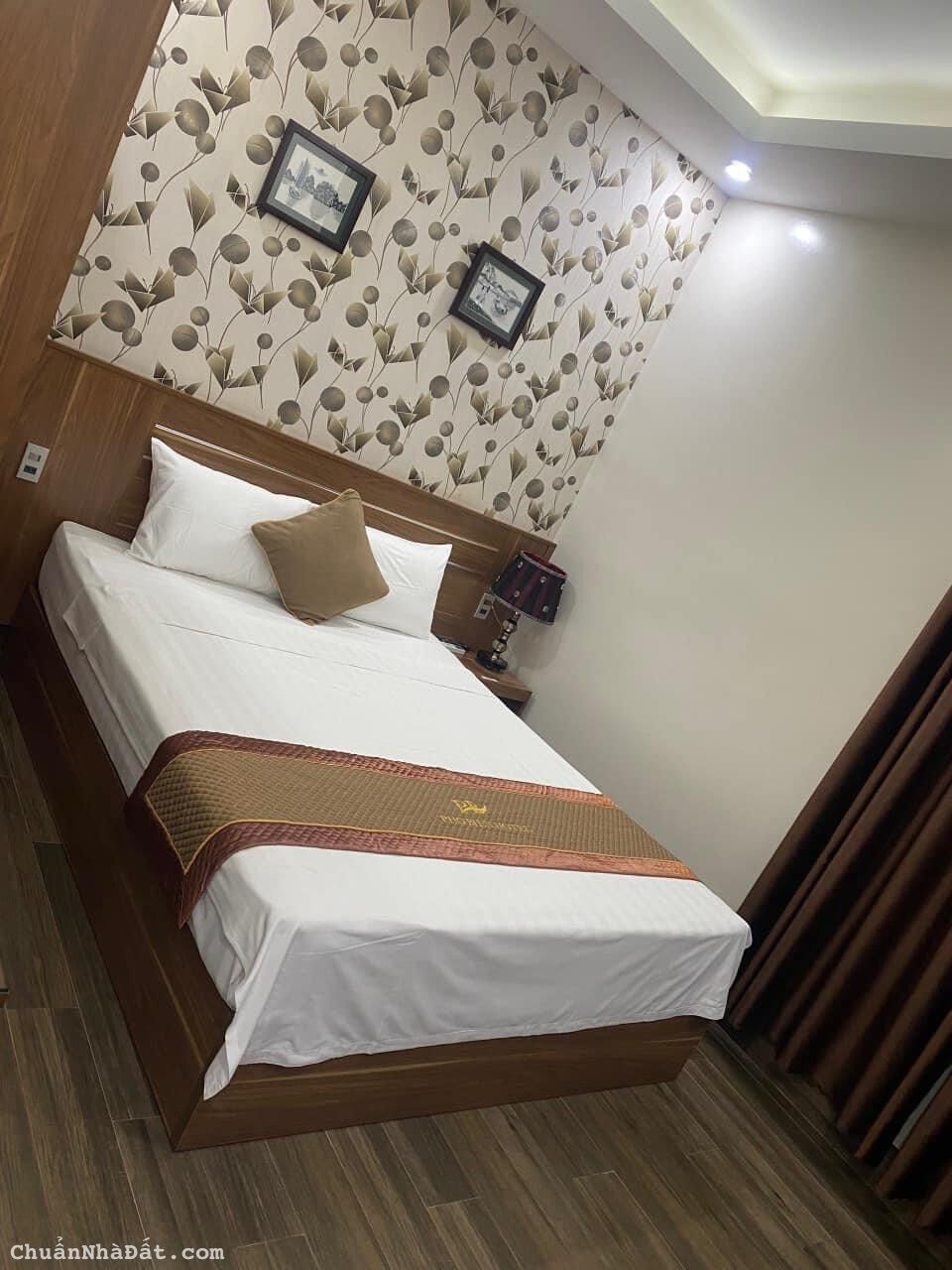 BÁN KHÁCH SẠN MẶT BIỂN VỰNG ĐÂNG - YẾT KIÊU - HẠ LONG