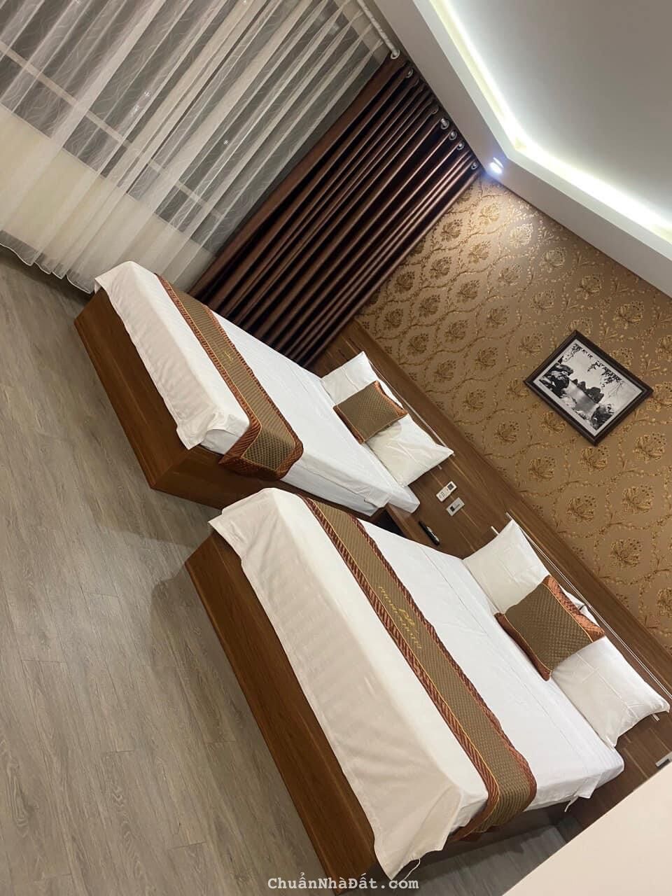 BÁN KHÁCH SẠN MẶT BIỂN VỰNG ĐÂNG - YẾT KIÊU - HẠ LONG