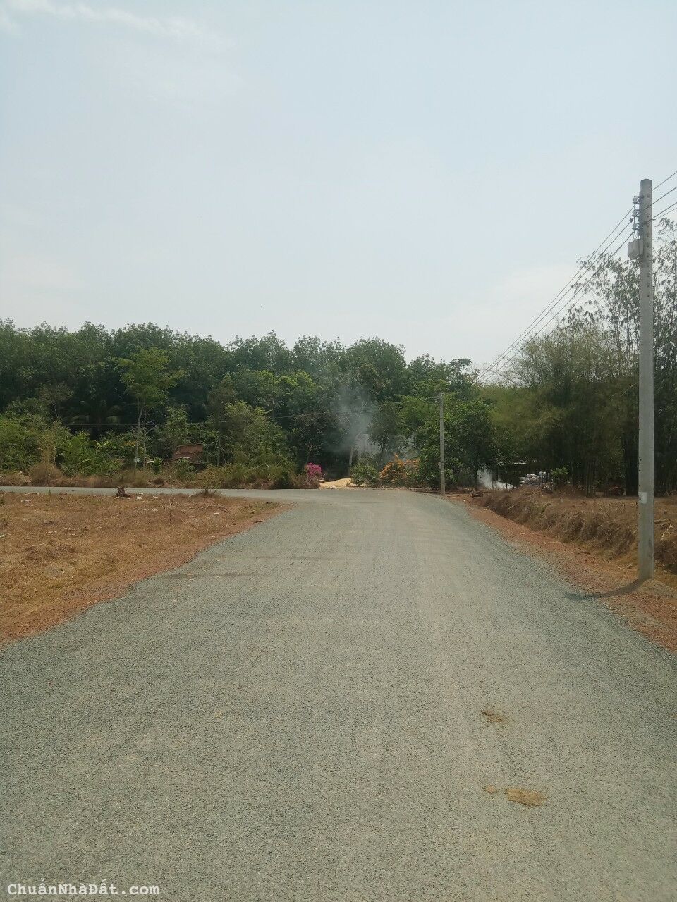 chủ lớn tuổi cần bán lô đất giá rẻ 1 xào 200