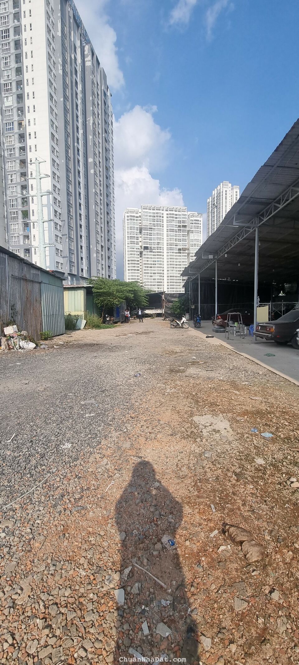 Cho thuê kho 200m2 giá 20tr/tháng thương lượng Làng ĐH khu A phước kiển