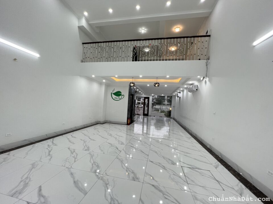 Cho thuê nhà KĐT Thạch Bàn, Long Biên, DT 120m xdung 90m x 4.5 tầng, MT 6m, thang máy, 34 tr Cho thuê nhà KĐT Thạch Bàn, Long Biên, DT 120m xdung 90m x 4.5 tầng, MT 6m, thang máy, 34 tr