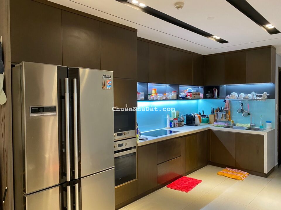 Chủ nhà thiện chí bán nhanh căn hộ Scenic Valley dt 110m2 3pn giá 5,3 tỷ. lh: 0909168890