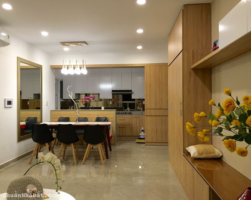 Chủ thiện chí bán căn hộ Happy Valley dt 100m2 full nội thất đẹp giá 5 tỷ. lh: 0909168890