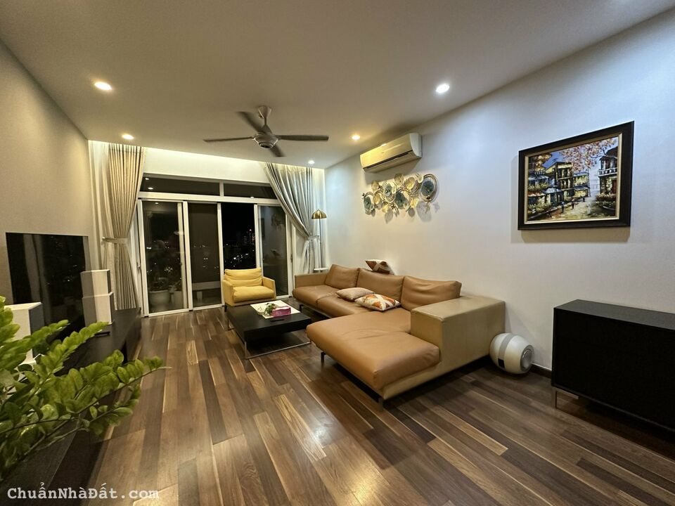 Bán căn hộ Riverside dt 147m, view sông nhà đẹp giá 9,5 tỷ. lh: 0909168890