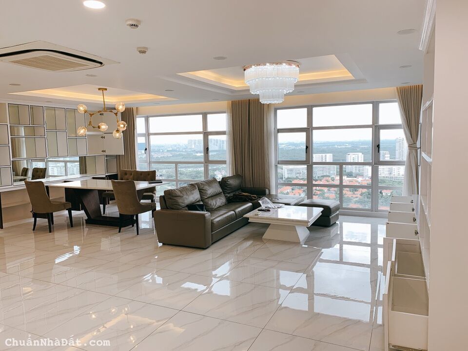 Cho thuê căn hộ Happy Valley PMH dt 135m giá 30tr/tháng. lh: 0909168890