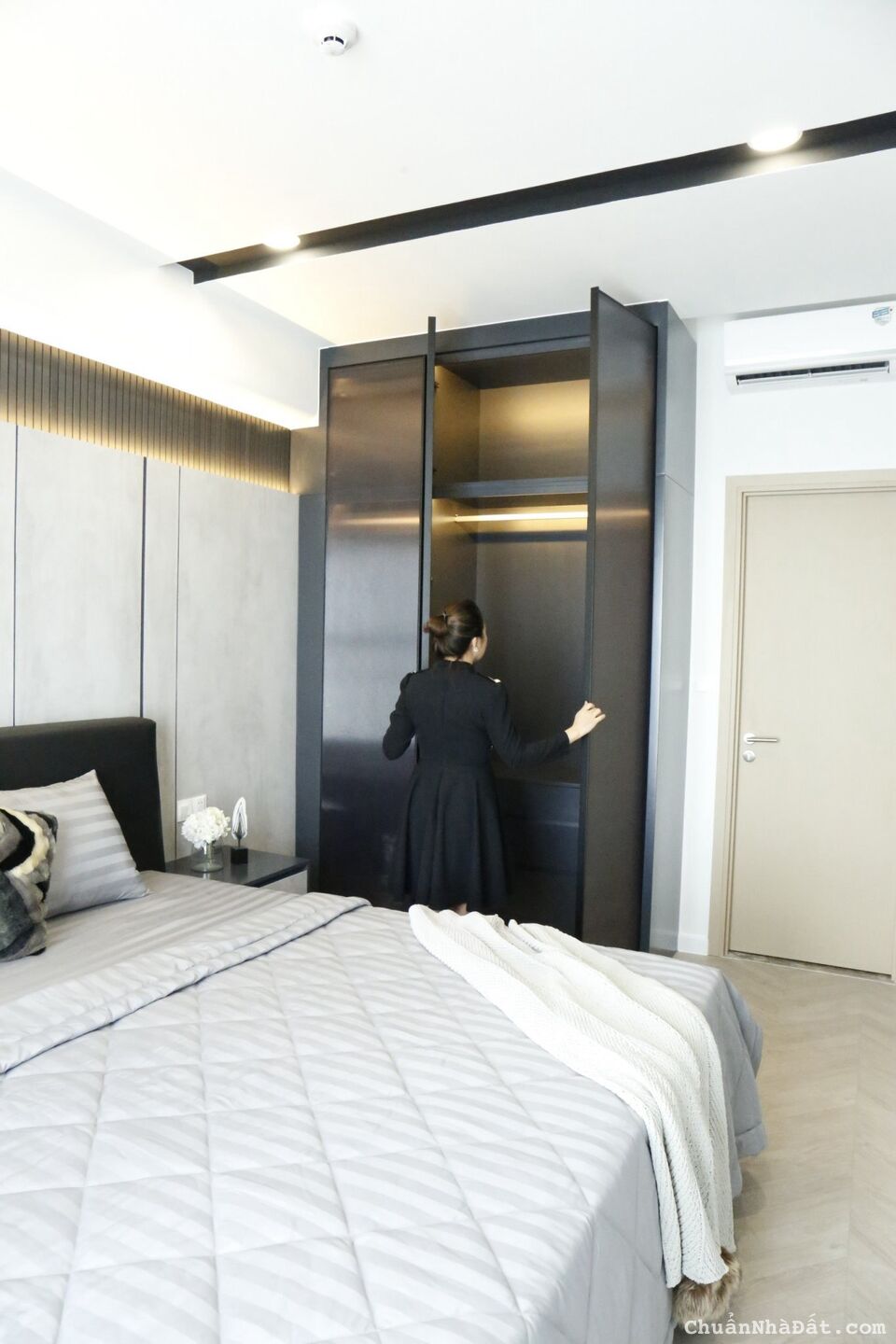 Cho thuê căn hộ Antonia 2pn, full nội thất cao cấp, view công viên giá 28tr/tháng. lh: 0909168890 Cho thuê căn hộ Antonia 2pn, full nội thất cao cấp, view công viên giá 28tr/tháng. lh: 0909168890