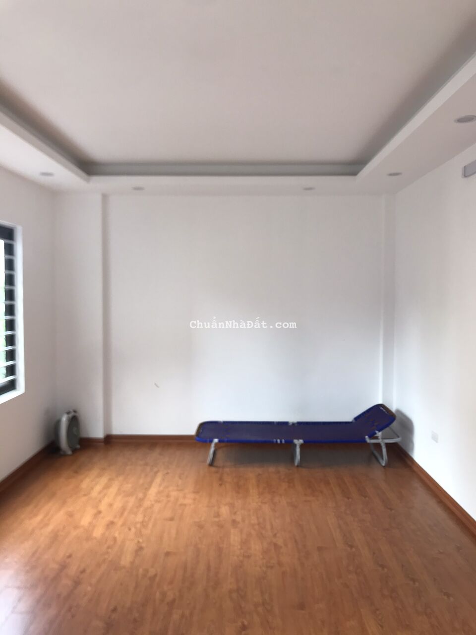 Nhà mới 5 tầng Việt Hưng Kim quan 42m2 chỉ 3.3x tỷ trung tâm Long Biên hàng hiếm 