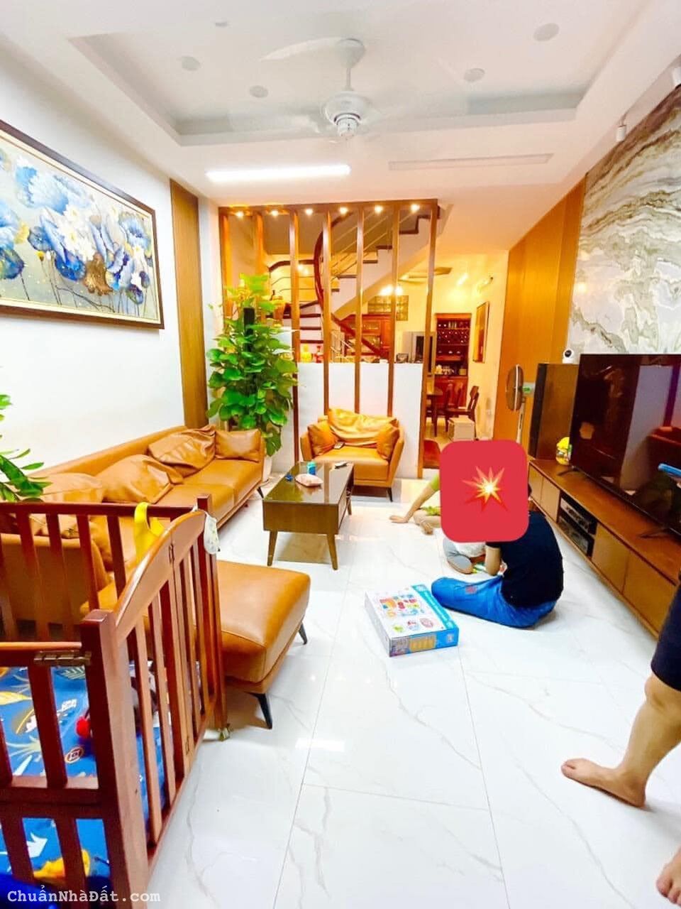 Vỡ nợ bán nhà 205 Xuân Đỉnh, lô góc, ô tô cách 20m, 40m2x4.5 tầng giá chỉ 3.5 tỷ