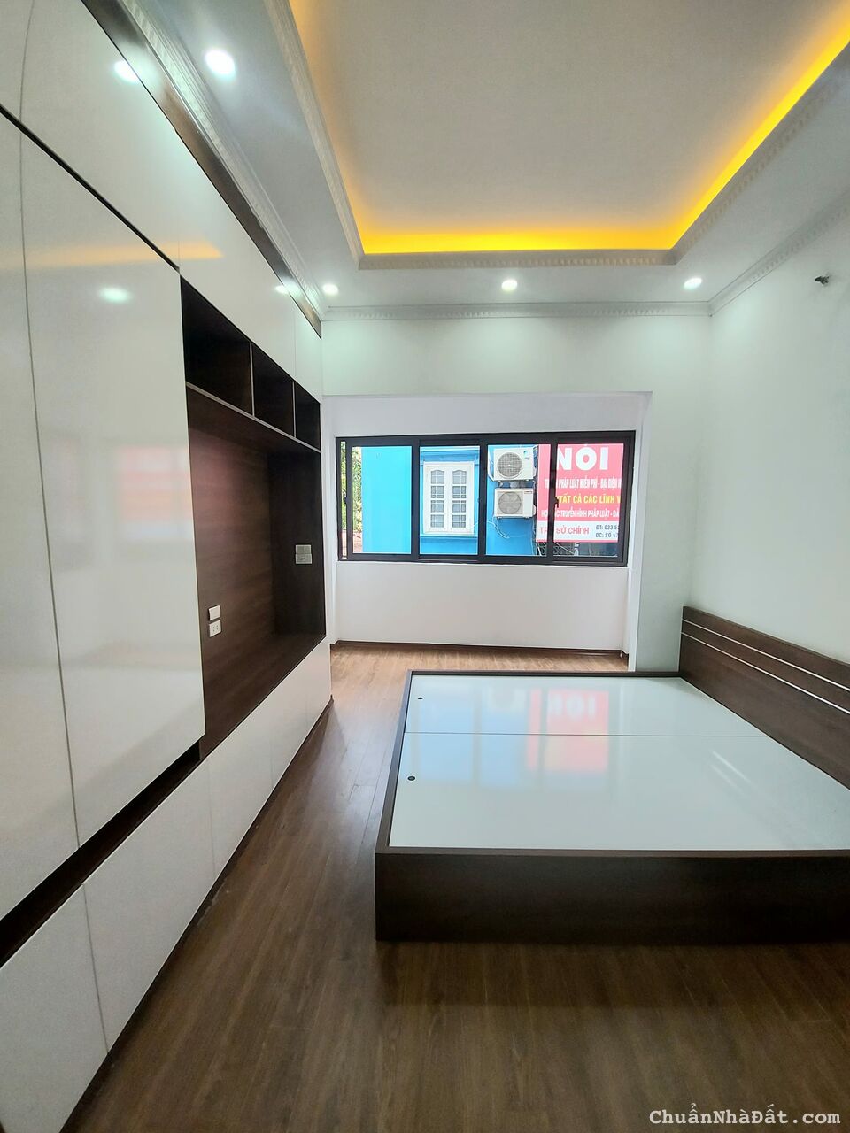 Gấp Gấp bán nhà ngõ Thịnh Quang, Nhà mới, trung tâm, DT 31m, MT 4n, Giá 3,6 tỷ.