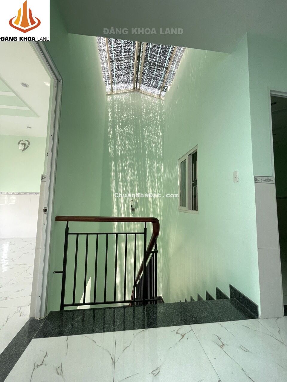 Nhà xây kiên cố đẹp ĐS 24, Linh Đông, DT chuẩn ngang 4.4M nở hậu, Giá đang giảm cực tốt