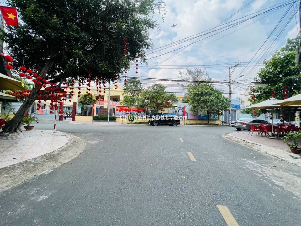 Giảm sâu 500tr bán nhanh dãy trọ Linh Chiểu, HXH thông, cạnh khu Him Lam, DT chuẩn 200m2 ngang 9m