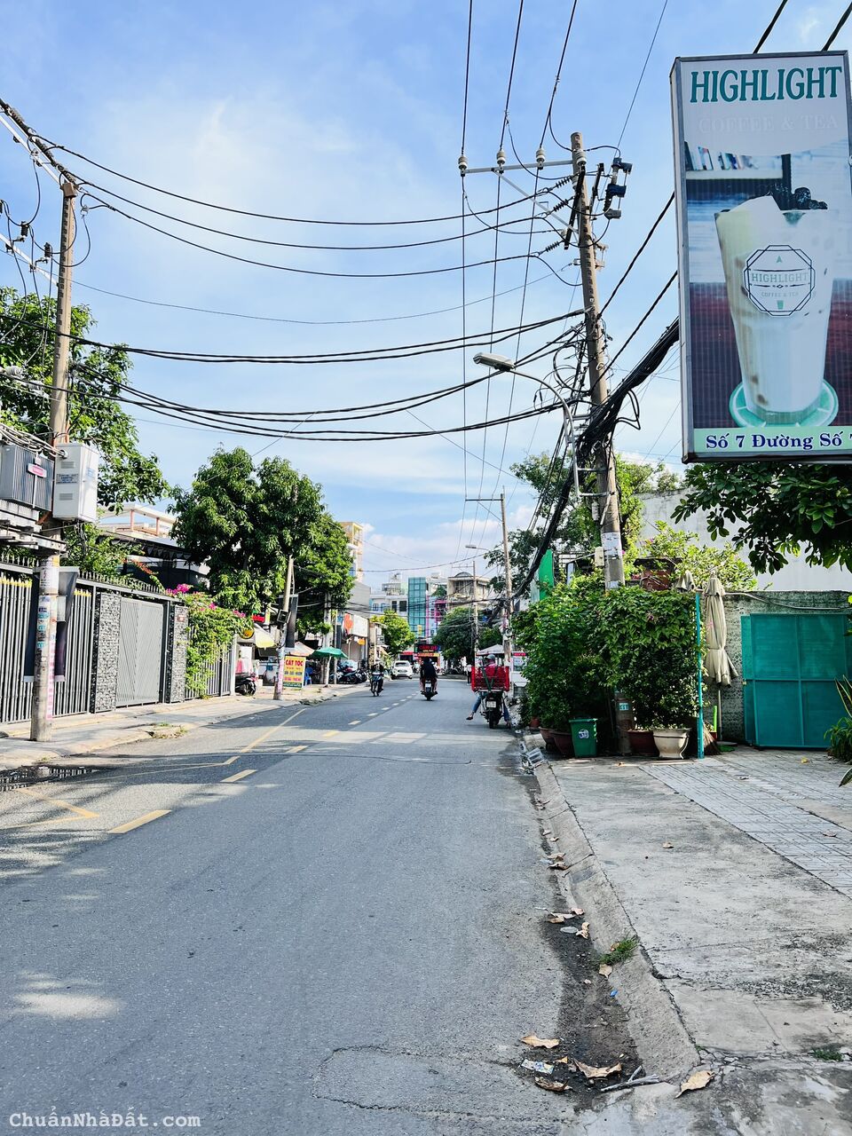 Bán đất tặng dãy trọ thu nhập 10tr/tháng, ĐS 7 Linh Trung, DT đẹp 66m2, hẻm ô tô, gần Hoàng Diệu 2