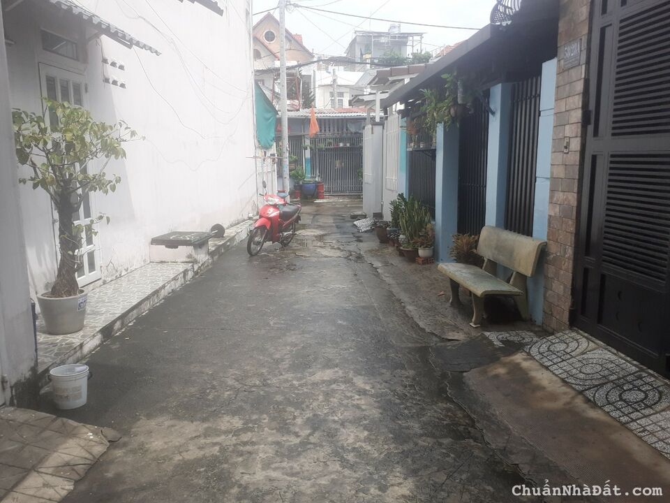 Nhà hẻm có gara đậu xe đường 9 Linh Tây Thủ Đức Dt 83.5m2 ngang 5 gần trường ĐH Cảnh Sát Nhà hẻm có gara đậu xe đường 9 Linh Tây Thủ Đức Dt 83.5m2 ngang 5 gần trường ĐH Cảnh Sát