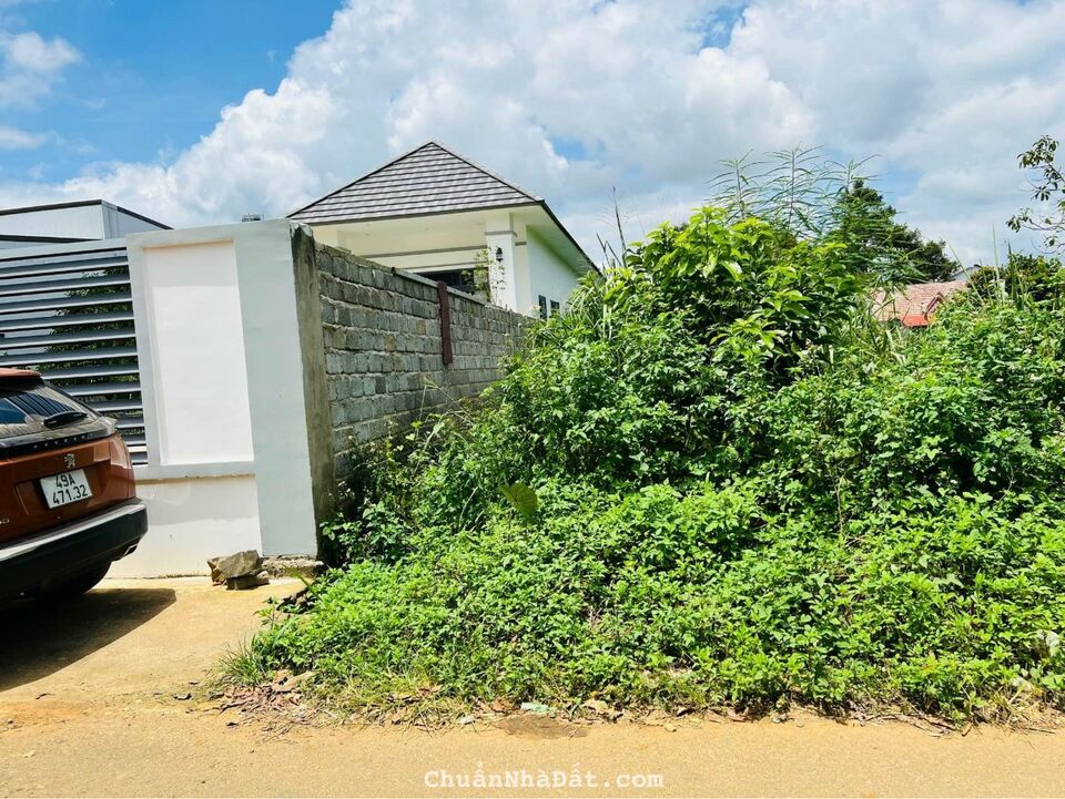 chủ đất chuẩn bị định cư nước ngoài cần bán nhanh lô đất Bảo Lộc