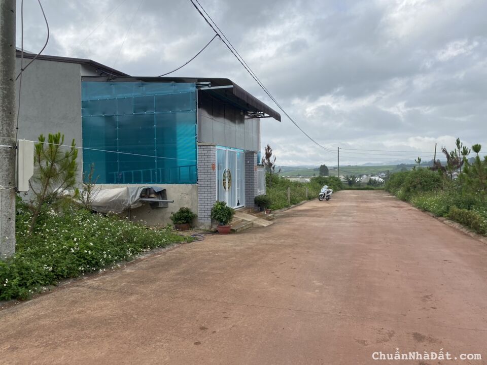 Bán đất gần sân bay Liên Khương, đường Bồng Lai ,sổ riêng, sẵn thổ cư chỉ 880 triệu.