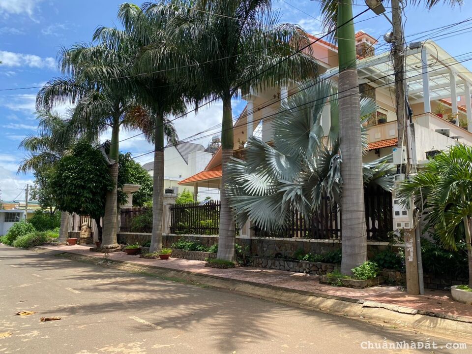 CHÍNH CHỦ BÁN LÔ ĐẤT VỊ TRÍ ĐẮC ĐỊA NGAY THỊ TRẤN LIÊN NGHĨA, ĐỨC TRỌNG, DT 224,4M2, NGANG 10M. GIÁ