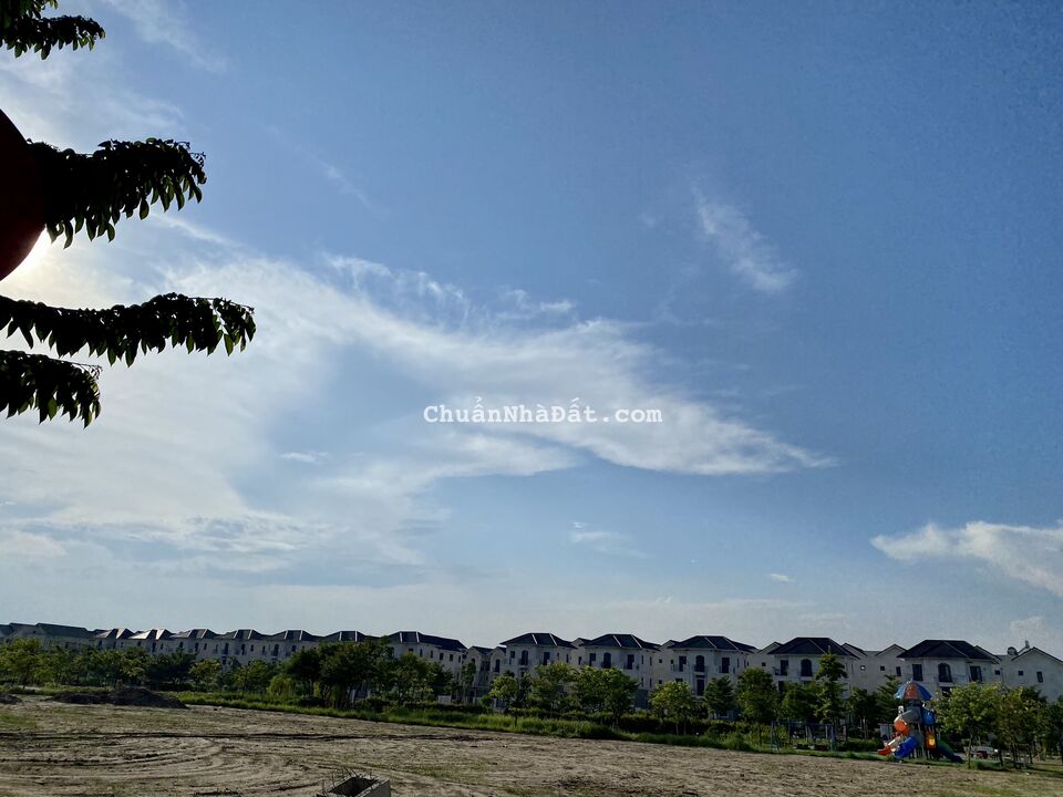 Em Nhu có 1 cặp Biệt thự Đơn lập view công viên tuyệt đẹp