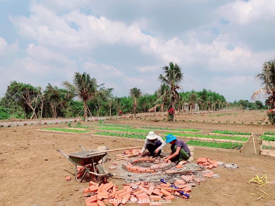 BÁN ĐẤT VƯỜN 1000M2 SHR 900 TRIỆU VIEW SÔNG SUỐI GẦN SÂN BAY LONG THÀNH, ĐỒNG NAI