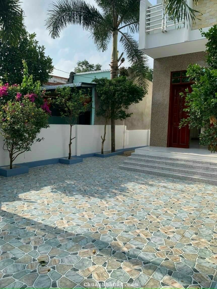 Bán nhà 1 trệt 2 lầu mt huyện 21 Phước Tuy giá rẻ cho giới đầu tư mua kiếm lời