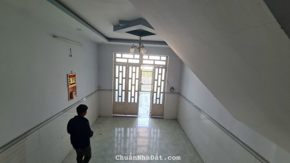 Chủ kẹt bán gấp nhà 1 trệt 1 lầu 100m2 kdc An Phú giá rẻ mua là lời chỉ 1 tỏi 3