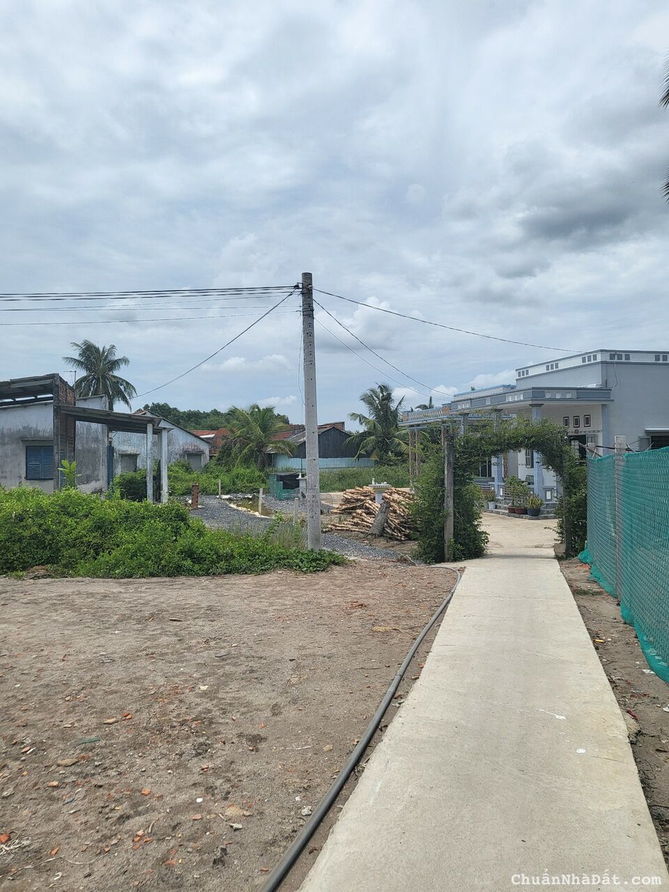 Siêu phẩm nhà vườn 1500m2 Tân Chánh giá đầu co cho khách mua kiếm lời