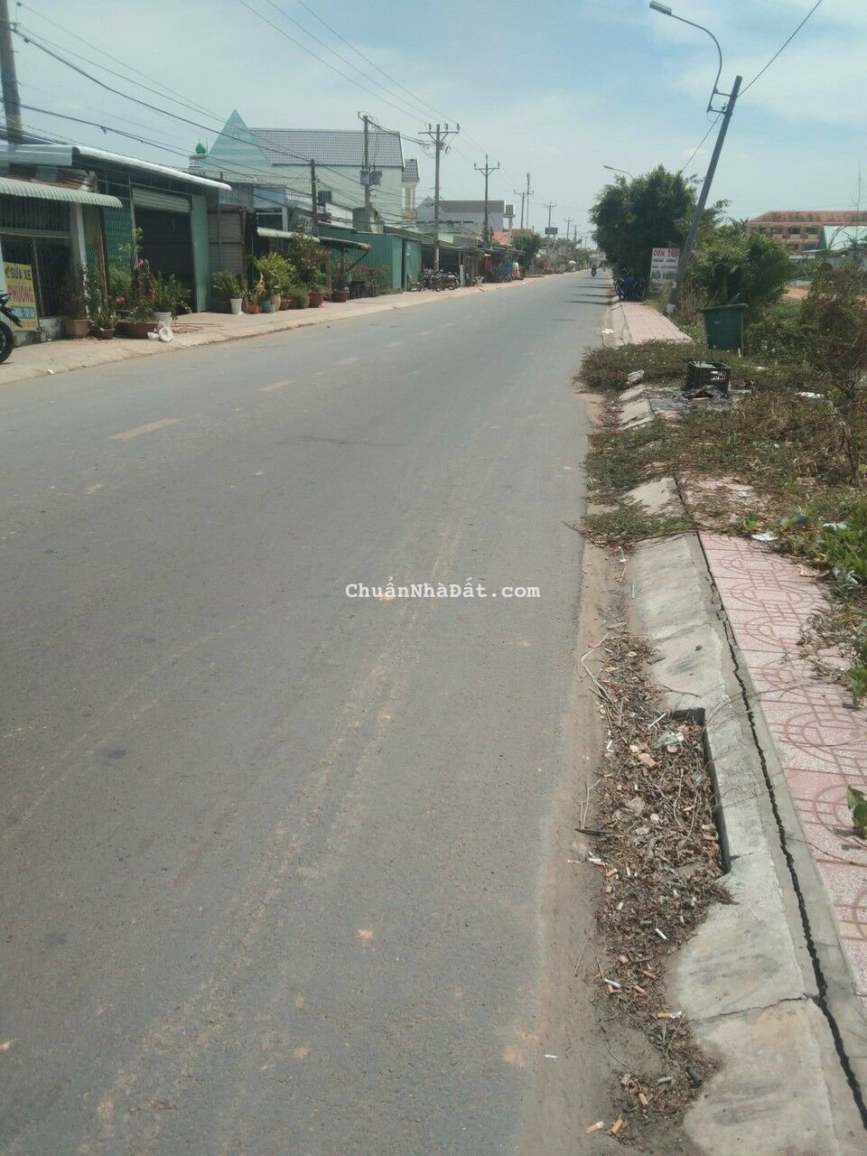 Chủ kẹt bán gấp 204m2 đất thổ mt huyện 24 Tân Chánh giá rẻ mặt bằng kinh doanh Chủ kẹt bán gấp 204m2 đất thổ mt huyện 24 Tân Chánh giá rẻ mặt bằng kinh doanh