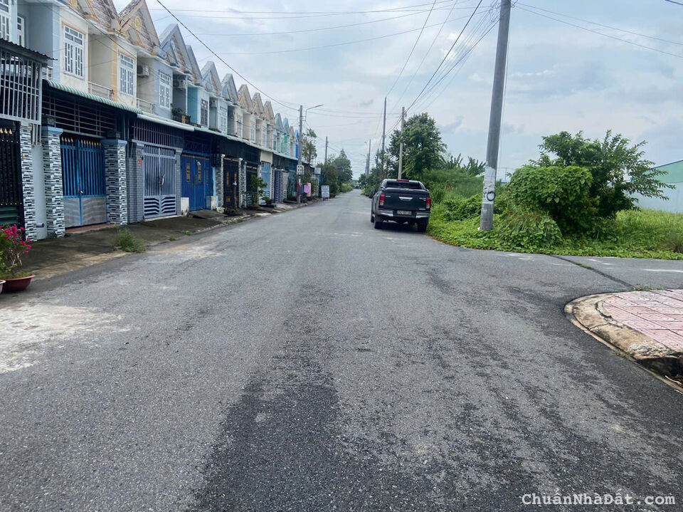 Hàng ngộp xả lỗ gấp 83m2 trục chính kdc An Phú mua là lời 860tr