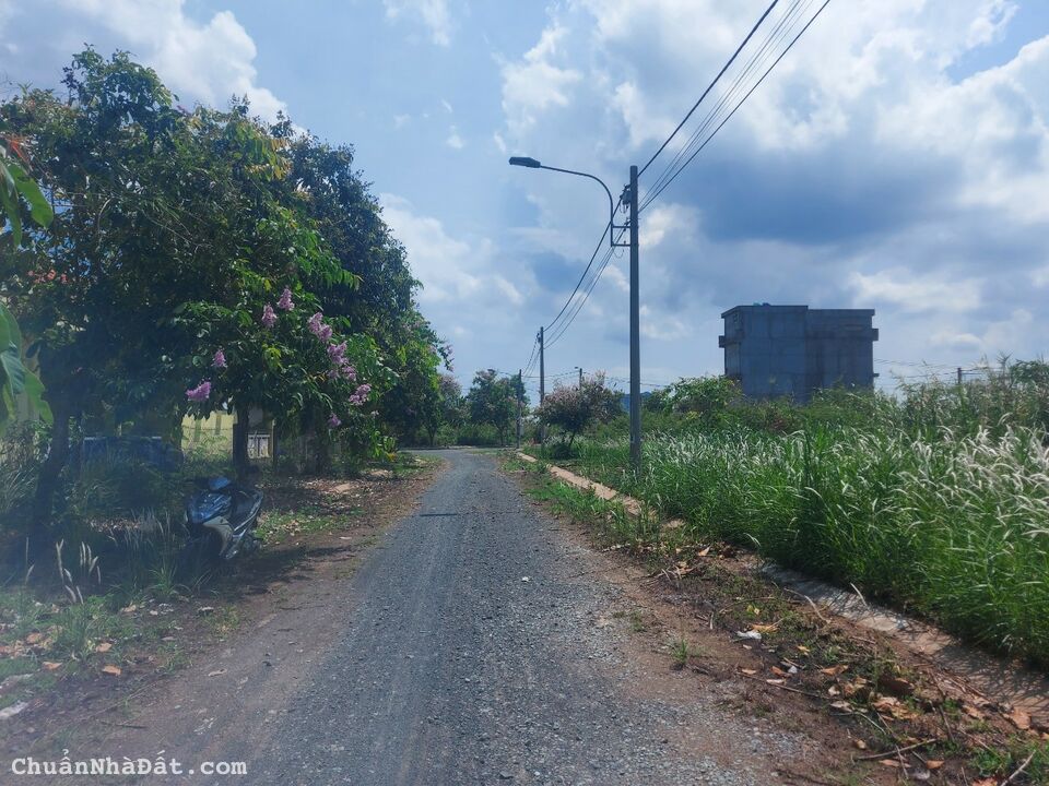 Đất nền 68m2 tđc Phước Đông đối diện trường học cần bán gấp 650tr