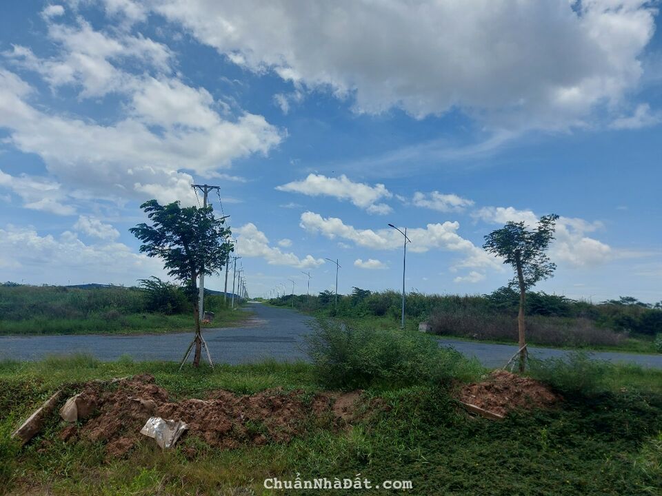 Hàng ngộp bán gấp 80m2 tđc Phước Đông giá đầu tư 650tr