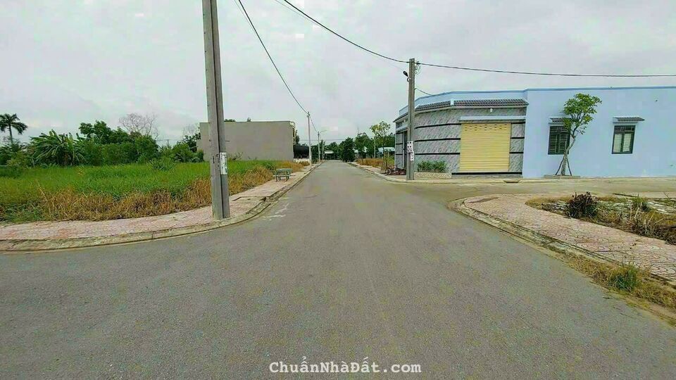 Kẹt tiền bán lỗ 85m2 kdc Long Hòa nền 2 mt giá đầu tư mua kiếm lời chỉ 880tr Kẹt tiền bán lỗ 85m2 kdc Long Hòa nền 2 mt giá đầu tư mua kiếm lời chỉ 880tr