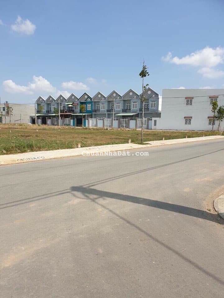 Hàng ngộp trục chính đs 1 dự án kdc Nam Phong Dargon giá rẻ đầu tư 900tr Hàng ngộp trục chính đs 1 dự án kdc Nam Phong Dargon giá rẻ đầu tư 900tr