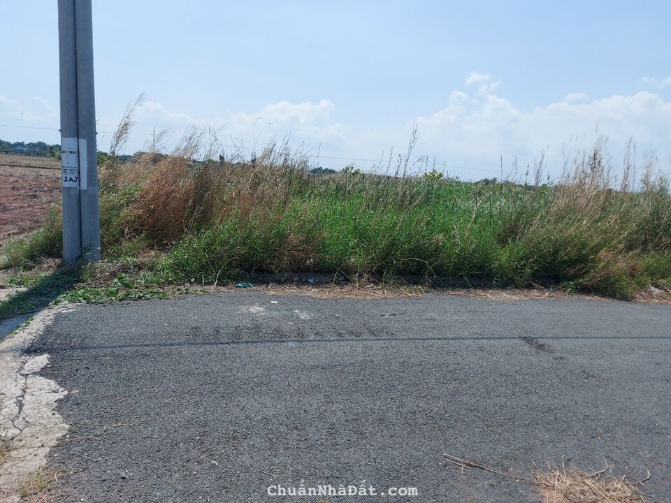 Hàng ngộp bán gấp 96m2 kdc Nam Phong Ecotown giá đầu tư mua là lời 750tr