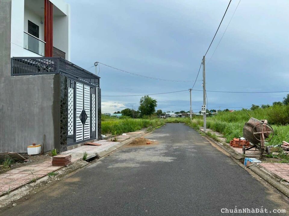 Chủ cần bán gấp 132m2 kdc Nam Phong giá rẻ đầu tư 900tr